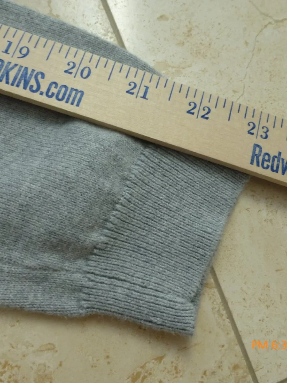IZOD Gray Argyle Cotton Crew Neck Sweater Women's Size Small Classic Preppy